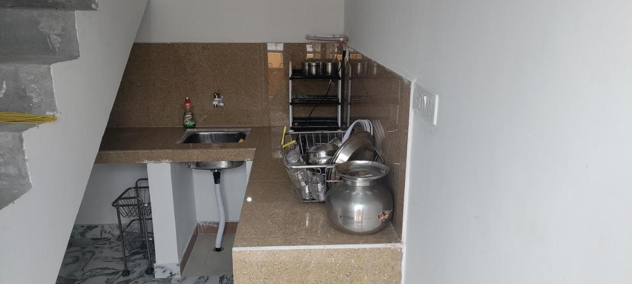 Nidhivan Homestay Vrindāvan Extérieur photo
